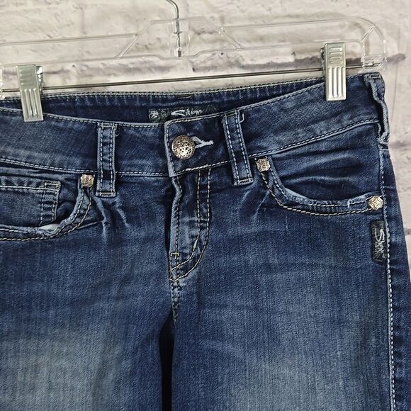 Silver Suki Mid Shorts Rolled Cuff Blue Jean Distressed Denim Women's 27 Small 4 - Picture 3 of 10